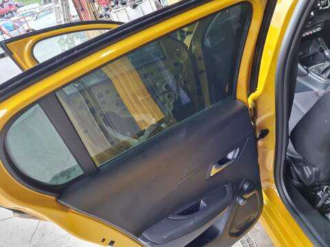 Elevalunas Manual Trasero Izquierdo Peugeot 208 ACTIVE 75CV 55KW