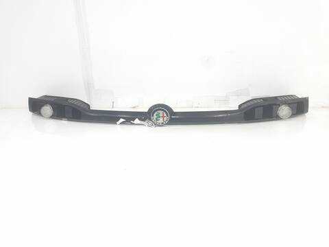 Foto 3ª: Piloto Trasero Central Alfa Romeo Tonale SPRINT