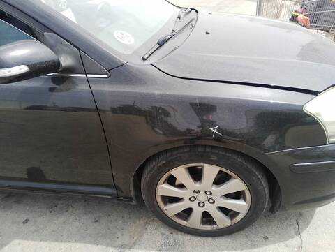 Foto 2ª: Aleta Delantera Derecha Toyota Avensis 2.0 D4-D EXECUTIVE BERLINA 5-PTAS.) 126CV 93KW [1AD] (2008)