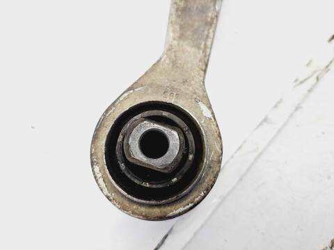 Foto 3ª: Brazo Suspension Delantero Derecho Volkswagen Passat COMFORTLINE BERLINA 101CV 74KW [AVB] (2001)