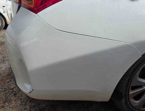 Foto 2ª: Paragolpes Trasero Toyota Auris 2ZRFXE (2013)