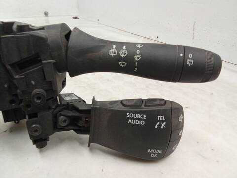 Foto 3ª: Mando Multifuncion Dacia Duster 1.3 TCE 130 HMMF) 131CV 96KW [H5H 470,H5H 480] (2021)