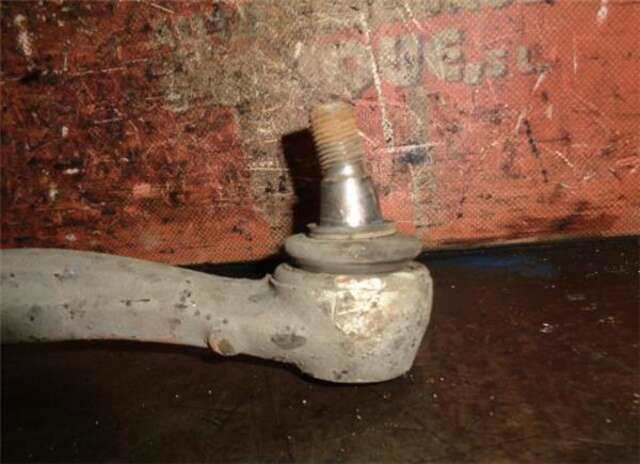 Foto 2ª: Brazo Suspension Delantero Izquierdo Mercedes Clase C 160 3.2 32 AMG (203.065) [3.2 LTR. - 260 KW CAT] [M 112.961]