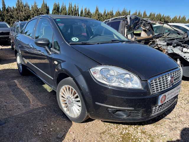 Foto 2ª: Faro Derecho Fiat Linea 1.3 JTD 90cv [199A3000] (2007)