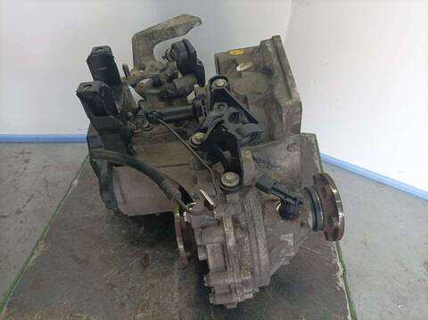 Foto 2ª: Caja Cambios Volkswagen Polo ADVANCE 80CV 59KW [BNV] (2008)