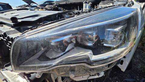 Faro Izquierdo Peugeot 508 AHX