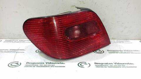 Foto 2ª: Piloto Trasero Izquierdo Citroen Xsara 1.9 DIESEL BERLINA 69CV 51KW [WJY] (2001)