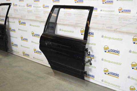 Foto 2ª: Puerta Trasera Derecha Mitsubishi Montero 2.5 TD 116CV [D456] (1998)