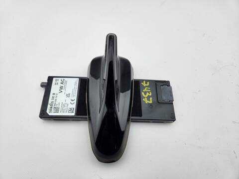Antena Volkswagen Golf LIFE 116CV 85KW