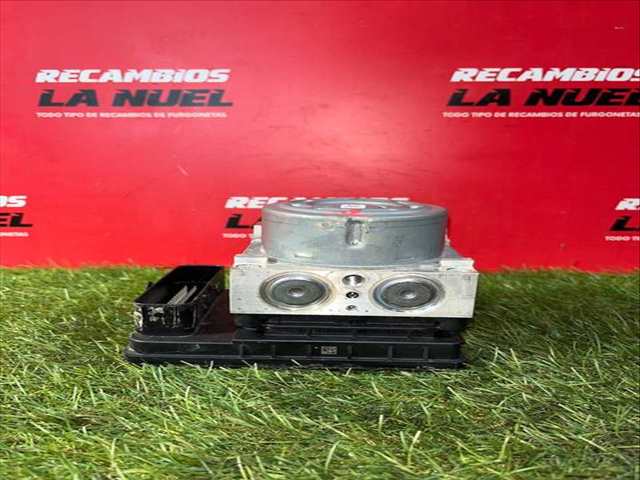 Foto 3ª: Abs Ford Tourneo 1.5 ACTIVE [1 5 LTR. - 84 KW ECOBOOST CAT] 114CV [DPB] (2023)