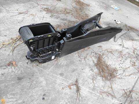 Consola Central Peugeot 2008 HN05