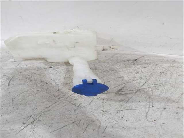 Foto 3ª: Deposito Limpiaparabrisas Kia Ceed 1.6 CRDI 90 90CV [D4FB] (2006)