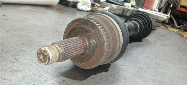 Foto 3ª: Transmision Delantera Derecha Land Rover Range 4.4 V8 HSE [4.4 LTR. - 210 KW V8 CAT] [448PN]