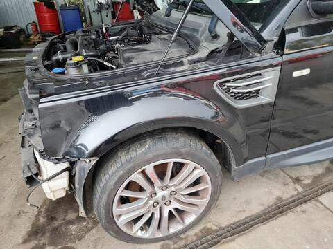 Aleta Delantera Izquierda Land Rover Range V6 TD HSE 245CV 180KW