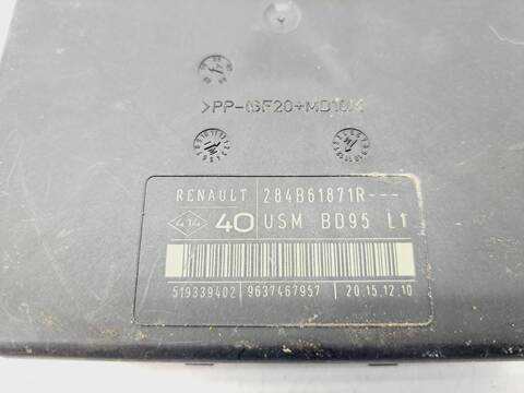 Foto 3ª: Caja Reles Fusibles Renault Megane BUSINESS 110CV 81KW III SPORT TOURER [K9K J8] (2011)