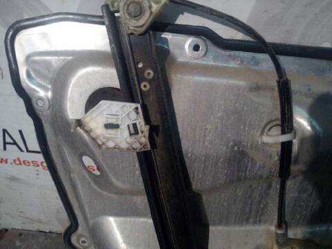 Foto 4ª: Elevalunas Eléctrico Delantero Derecho Audi A8 4.2 QUATTRO 335CV 246KW [BFM] (2003)