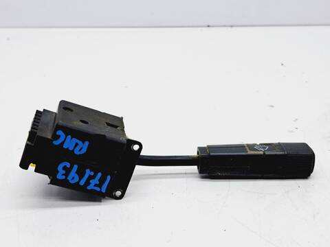 Foto 2ª: Mando Multifuncion Renault Express 1.4 58CV 43KW RAPID/EXPRESS F40) [C1J] (1991)