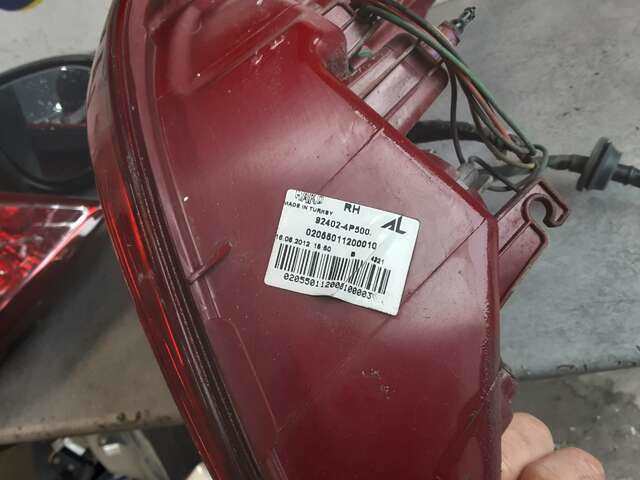 Foto 2ª: Piloto Trasero Derecho Hyundai i20 1.1 CRDI75CV 0CV [D3FA] (2014)