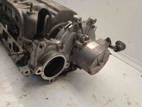 Foto 3ª: Culata Mazda Premacy 2.0 TD CAT 101CV 74KW (2003)