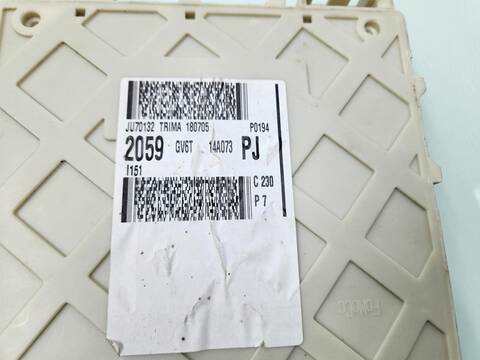 Foto 4ª: Caja Reles Fusibles Ford Kuga TREND 120CV 88KW [BNMC] (2018)