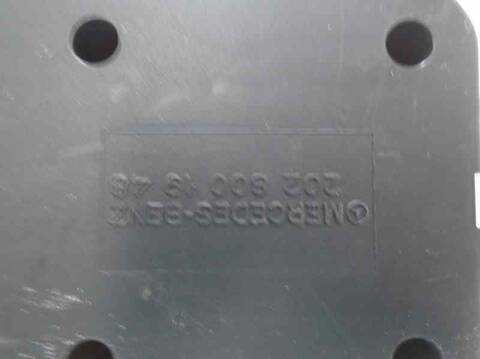 Foto 4ª: Centralita Cierre Centralizado Mercedes Clase C 160 220 DIESEL 202.121) BERLINA 95CV 70KW [604] (1993)