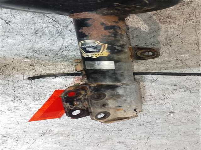 Foto 2ª: Amortiguador Delantero Izquierdo Toyota Rav4 2.0 D-4D EXECUTIVE 4X4 2003 ) 116CV 85KW [1CDFTV] (2005)