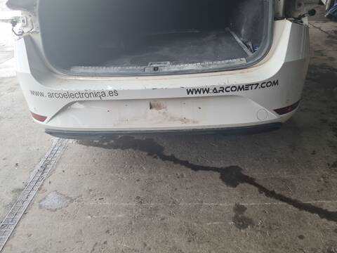 Paragolpes Trasero Seat Leon STYLE 115CV 85KW