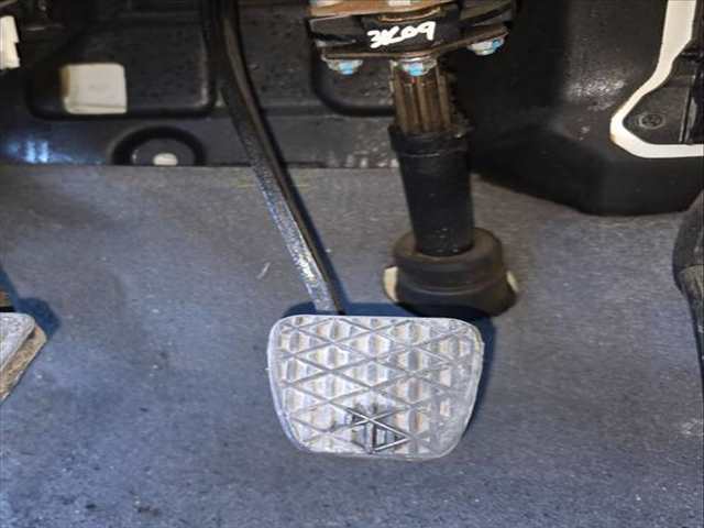 Pedal Freno Ssangyong Rodius D20DTR