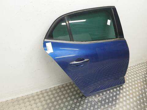 Foto 3ª: Puerta Trasera Derecha Renault Megane TECH ROAD 101CV [H5F408] (2015)