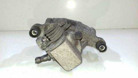 Foto 3ª: Pinza Freno Trasera Derecho Ford Focus TREND 105CV 77KW [IQDB] (2011)