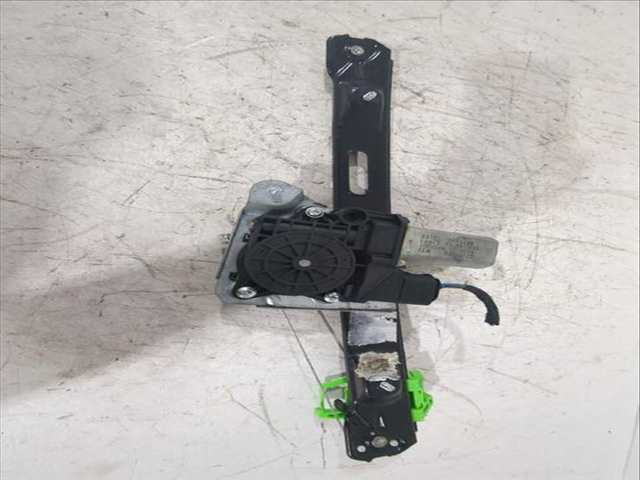 Foto 2ª: Elevalunas Manual Trasero Derecho Bmw Serie 1 114 120 D 177CV [N47 D20 A N47 D20 C] (2003)