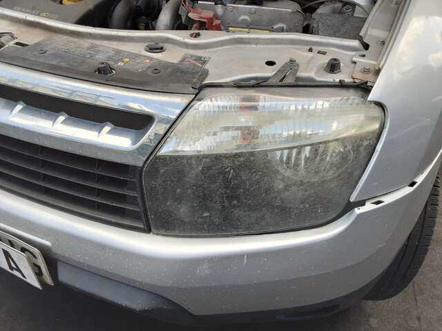 Foto 2ª: Faro Izquierdo Dacia Duster 1.500 DCI 109-110CV/80-81K [K9K 898] (2011)