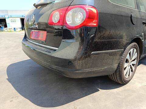 Foto 3ª: Paragolpes Trasero Volkswagen Passat CBAB (2010)