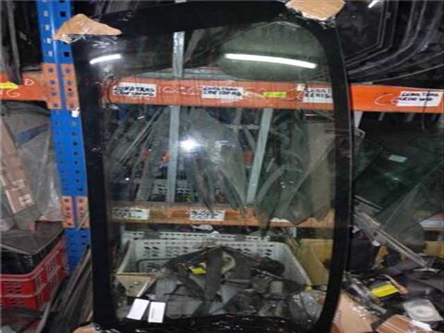 Luna Trasera Toyota Corolla G