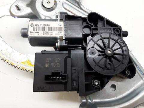 Foto 3ª: Elevalunas Manual Trasero Izquierdo Renault Scenic DYNAMIQUE 110CV 81KW [K9K JB] (2011)