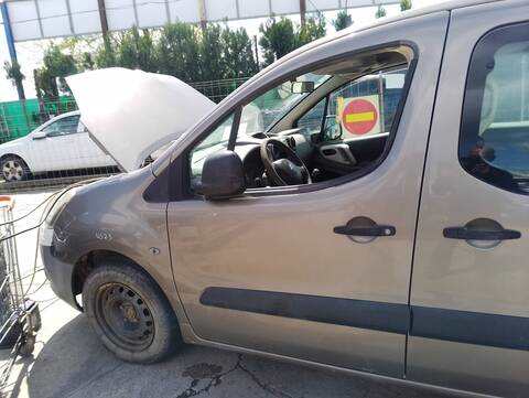 Foto 2ª: Puerta Delantera Izquierda Citroen Berlingo XTR 92CV 68KW [9H06] (2015)