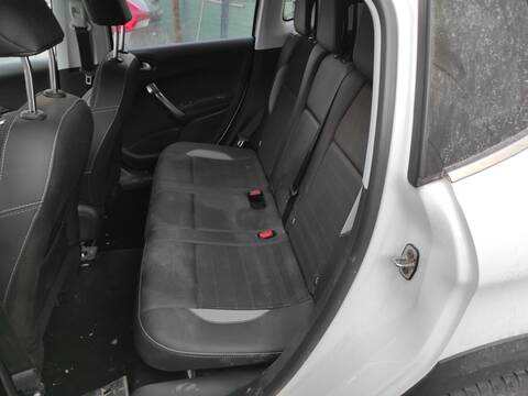 Asientos Traseros Peugeot 2008 HN05