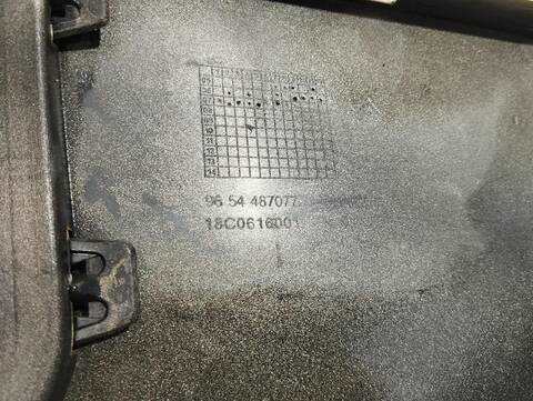 Foto 2ª: Paragolpes Trasero Citroen C4 1.6 16V HDI FAP 109CV [9HZDV6TED4] (2007)