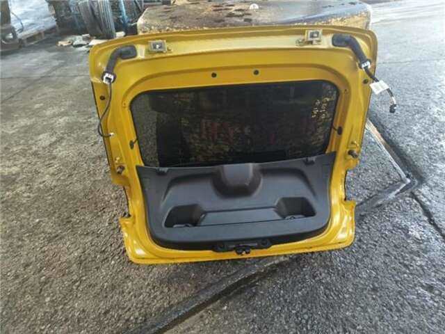 Foto 2ª: Portón Peugeot 208 1.5 ALLURE PACK [1.5 LTR. - 75 KW BLUE-HDI FAP] [YHT (DV5RCF)]