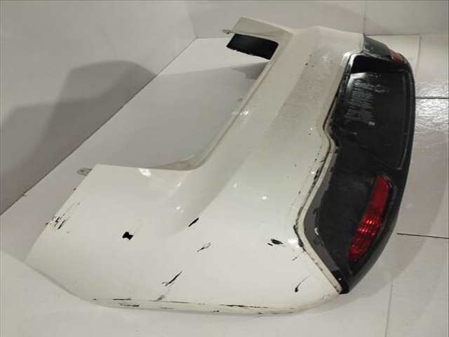 Foto 3ª: Paragolpes Trasero Kia Rio DRIVE 84CV 62KW [G4LA] (2012)