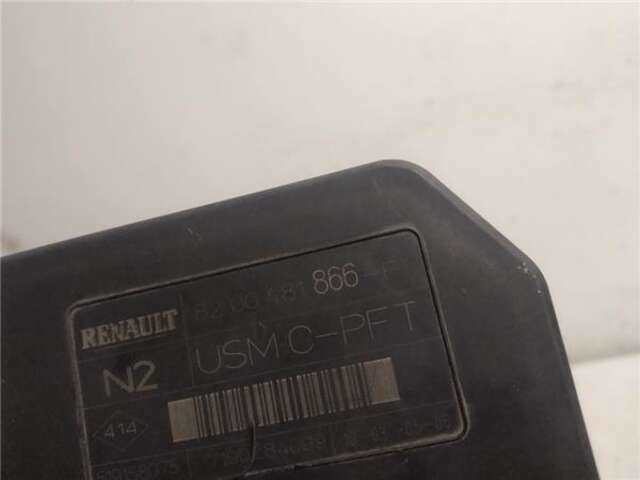 Foto 3ª: Caja Reles Fusibles Renault Megane 1.9 DCI II (BM0/1_, CM0/1_) [F9Q 804]
