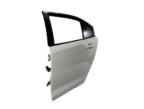 Puerta Trasera Izquierda Toyota Corolla 2ZR