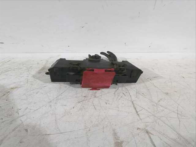 Caja Reles Fusibles Mercedes Clase C 160 CLK 240 209.361) 170CV