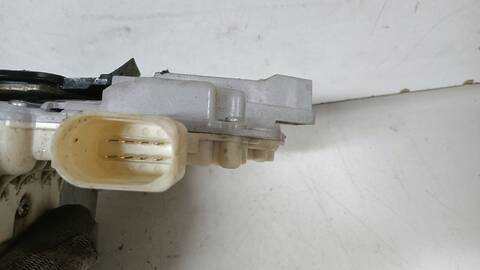 Foto 2ª: Cerradura Puerta Trasera Izquierda Audi A3 2.0 TDI 140CV 103KW [BKD] (2008)
