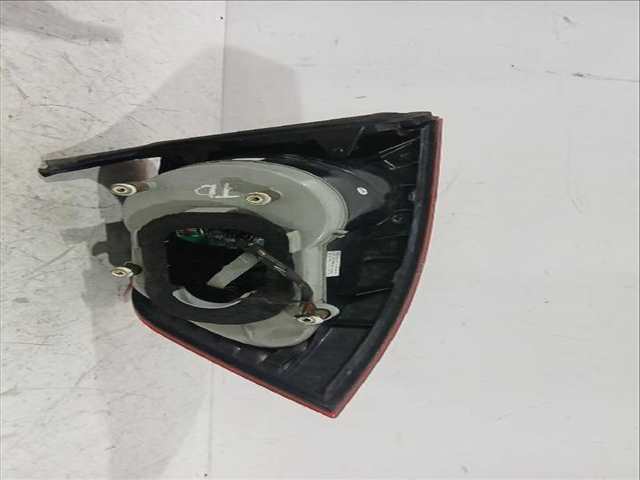 Foto 2ª: Piloto Trasero Derecho Volkswagen Phaeton 3.0 V6 TDI 4MOTION 240CV [CARB CEXA] (2002)