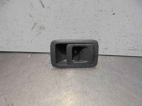 Maneta Interior Delantera Derecha Toyota Land Cruiser TD VX 5-PTAS.) KZJ95) 125CV 92KW