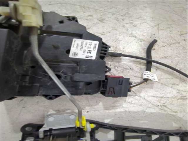 Foto 2ª: Cerradura Puerta Delantera Izquierda Opel Corsa 1.3 CDTI L08 L68) 75CV [A 13 DTC Z 13 DTJ] (2006)