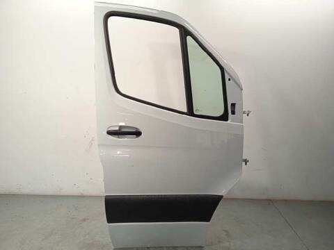 Puerta Delantera Derecha Mercedes Sprinter 419 CDI RWD 907.643 907.645 907.647) 190CV 140KW FURGONETA