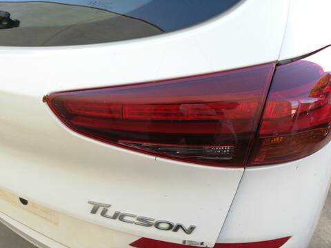 Piloto Portón Derecho Hyundai Tucson D4FE