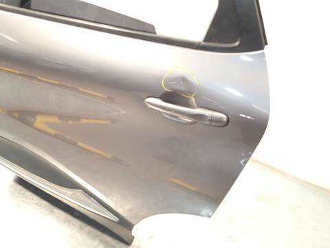 Foto 2ª: Puerta Trasera Izquierda Renault Captur 1.5 DCI 90 90CV 66KW [K9K628] (2016)